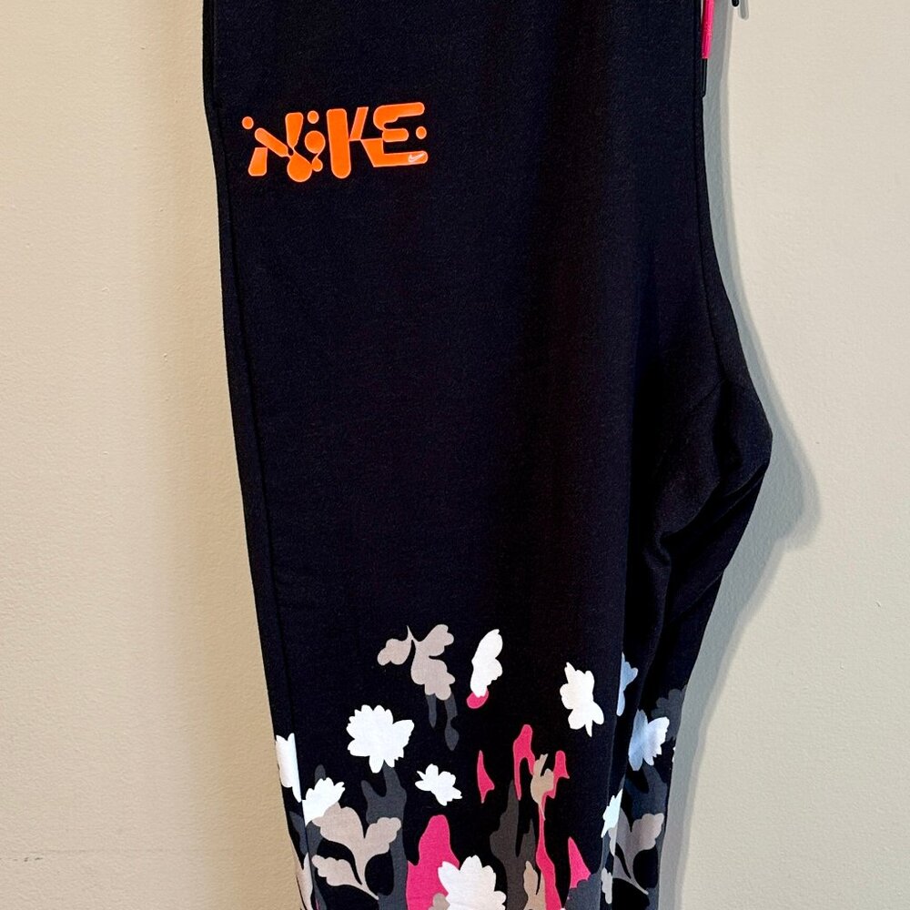 Nike Womens Sweatpants Black / Floral 3X
